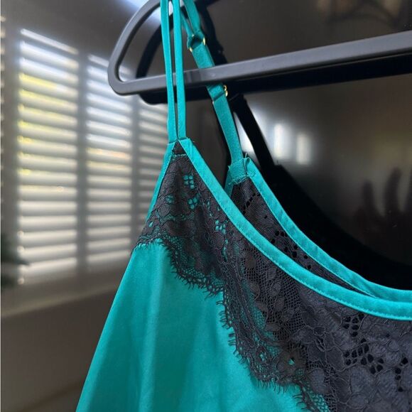 Soma Green and Black Lace Chemise - Picture 3 of 8